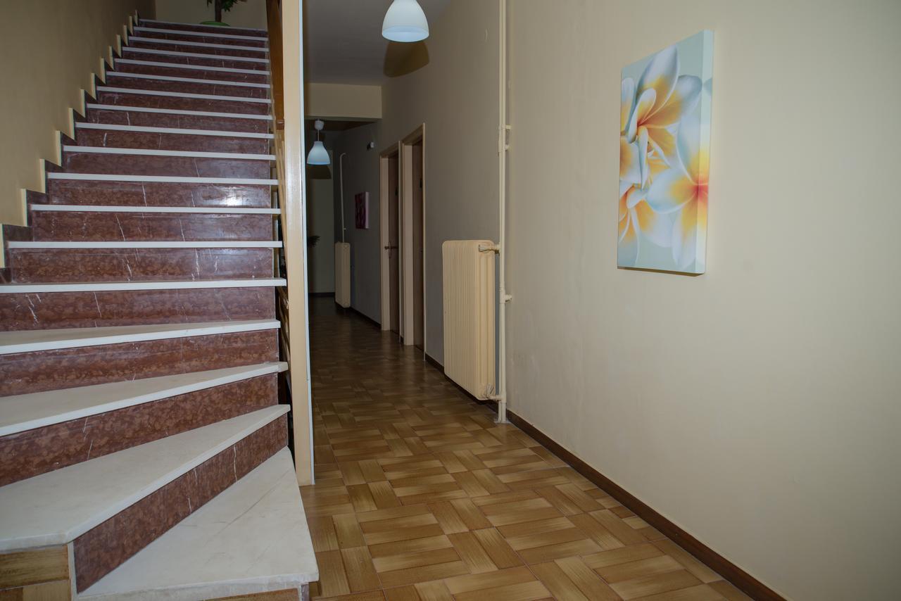 Hotel Milton Mavrovoúnion エクステリア 写真